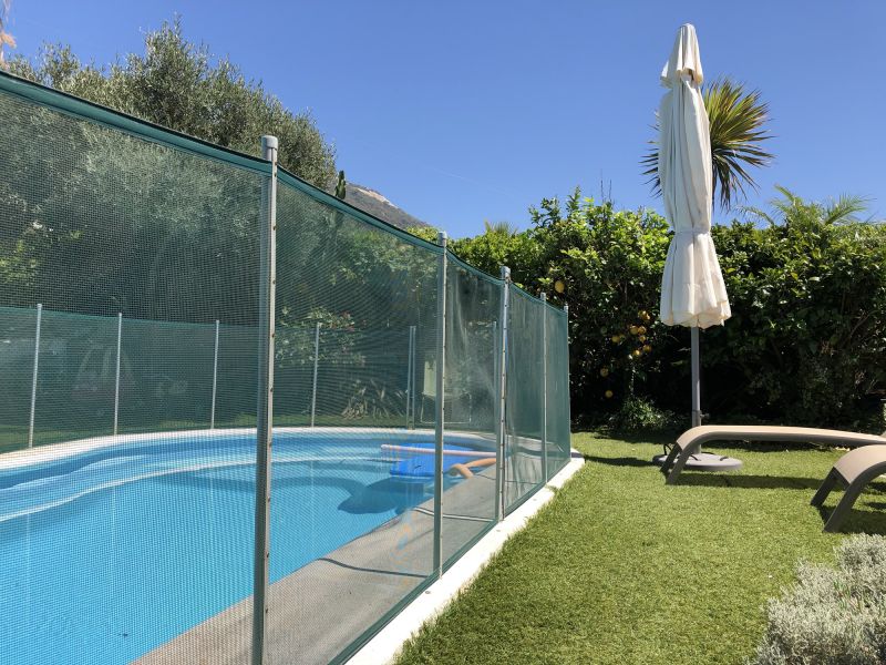 Mesh Pool Safety Fence Example 6